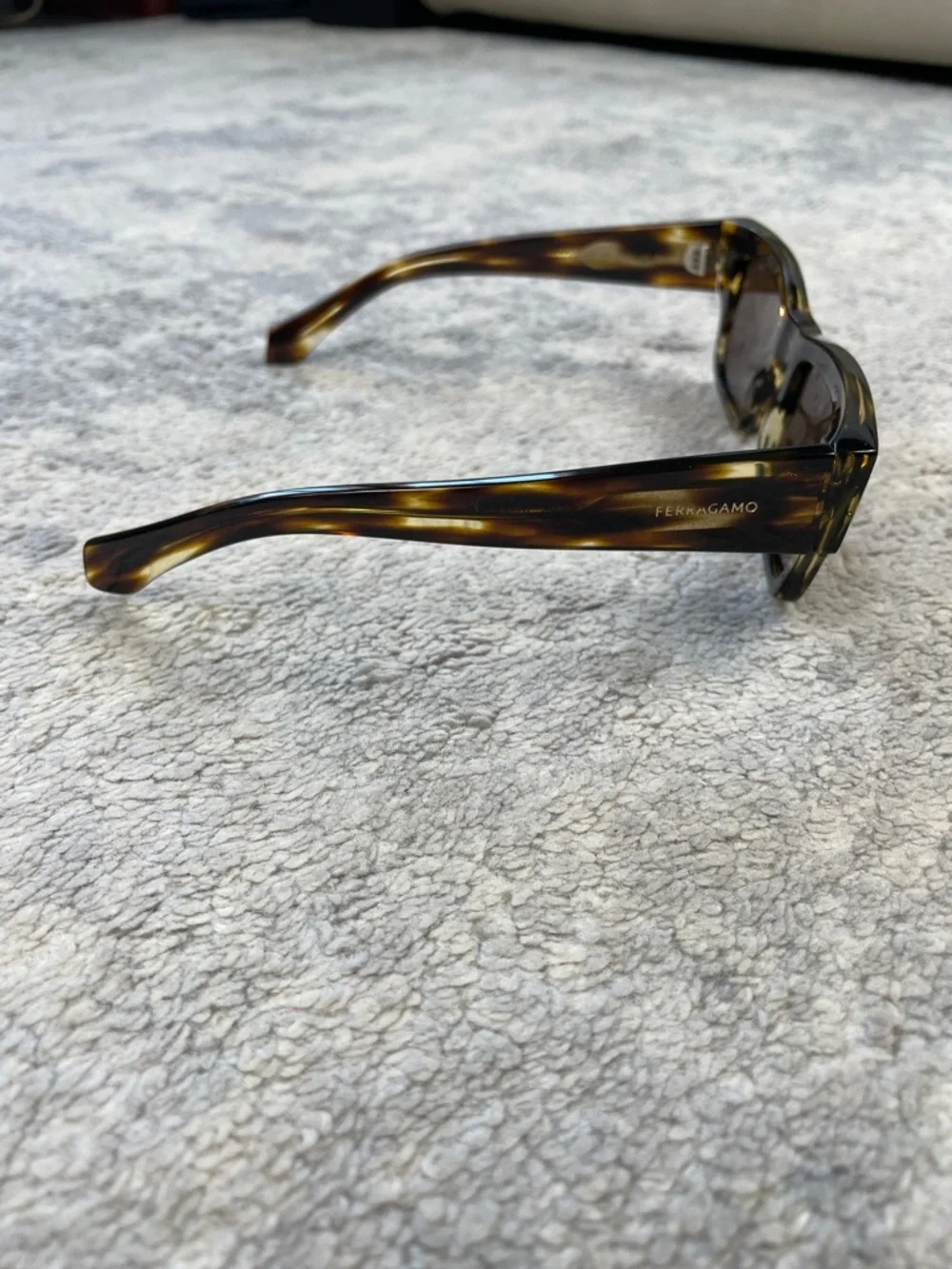 New Salvatore Ferragamo SF2011S Brown Stripe Tortoise Rectangular Sunglasses